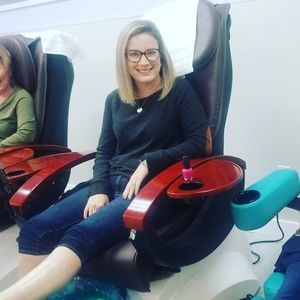 Meet your Posher, Jenelle